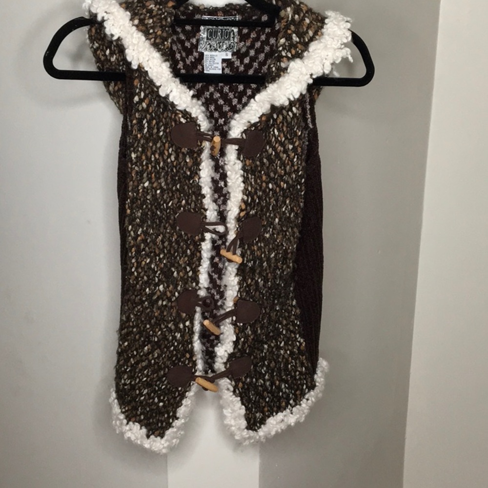 Women's sweater